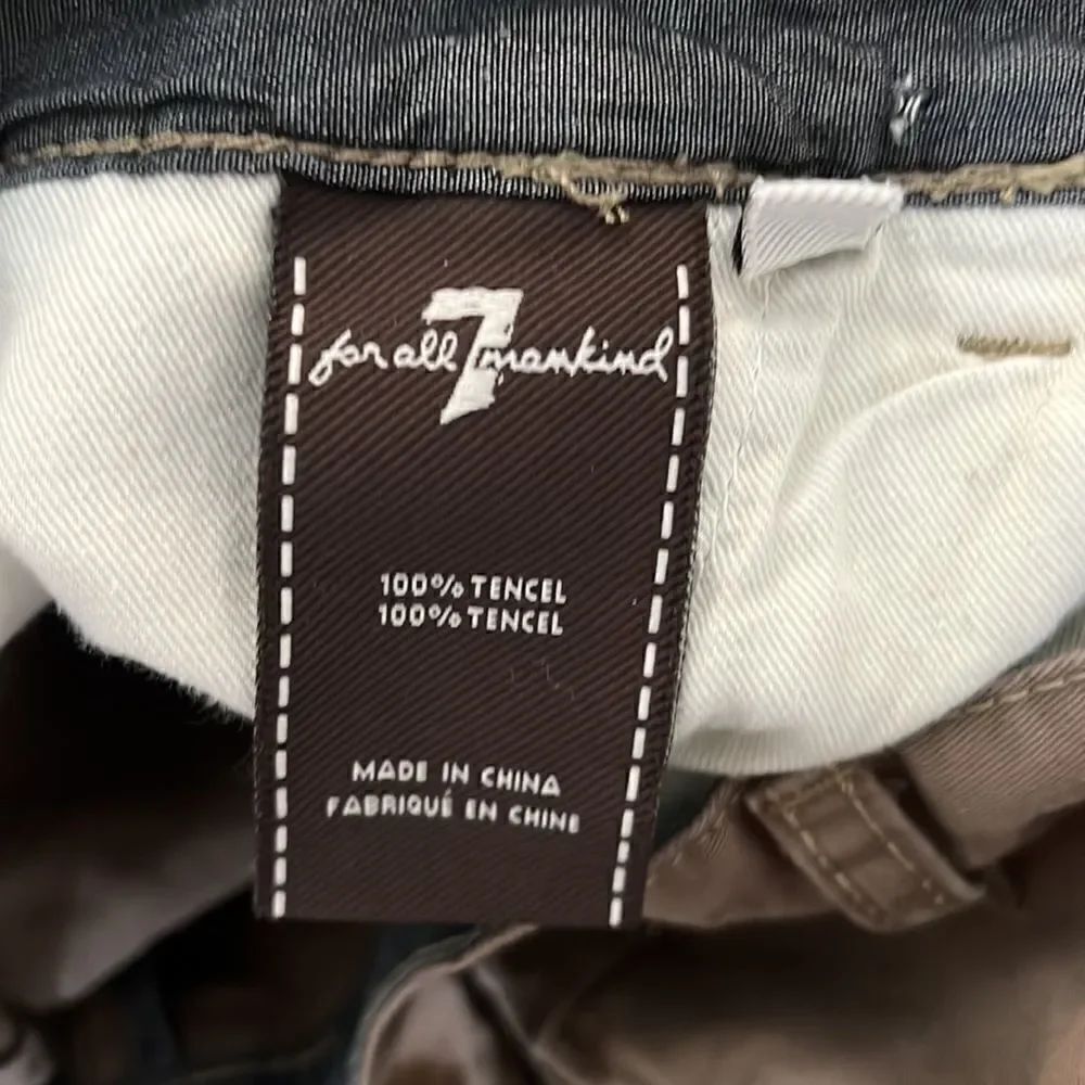 7 For All Mankind Cargo Shorts - Picture 6 of 7